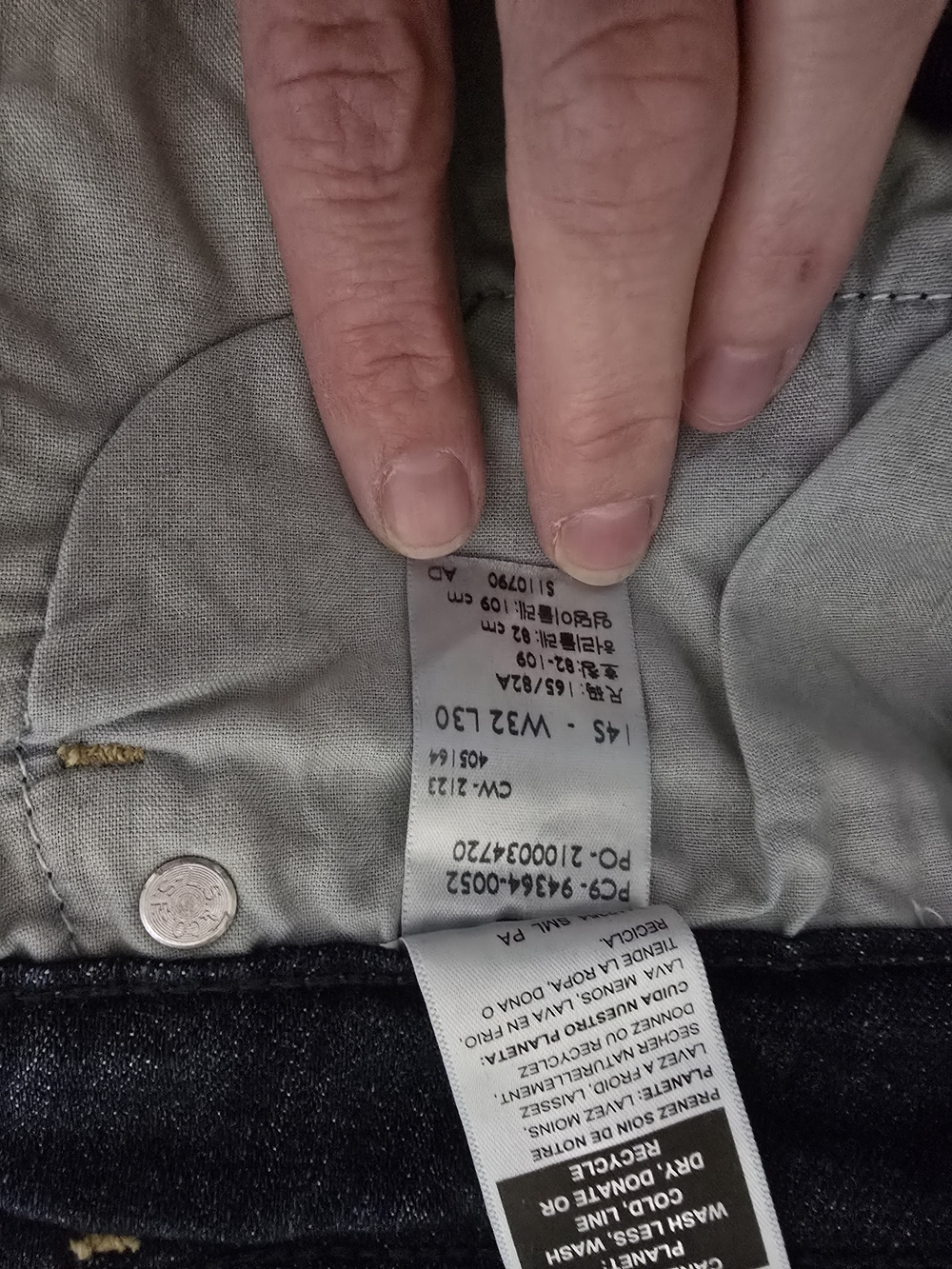 Signature by Levi Strauss Indigo Flare Jeans - Picture 4 of 4
